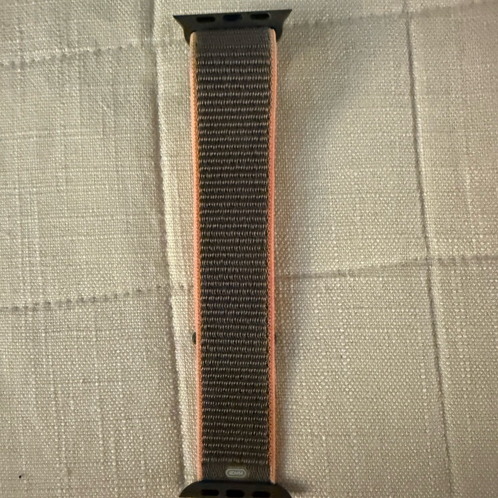 Apple Watch Sport loop 40mm - Picture 3 of 4